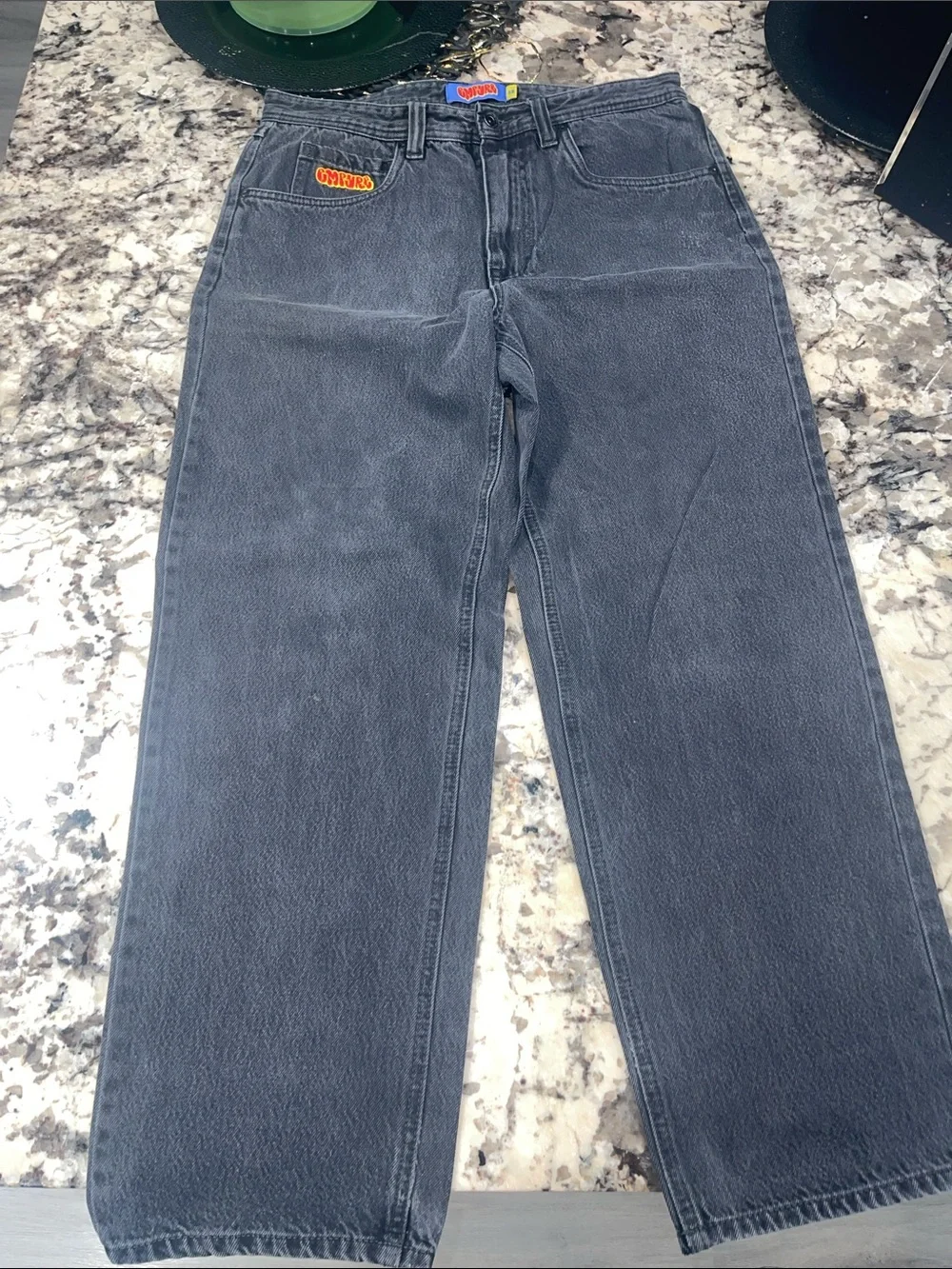 EMPYRE Relaxed Fit Men's Black Jeans with Retro Patch / vintage